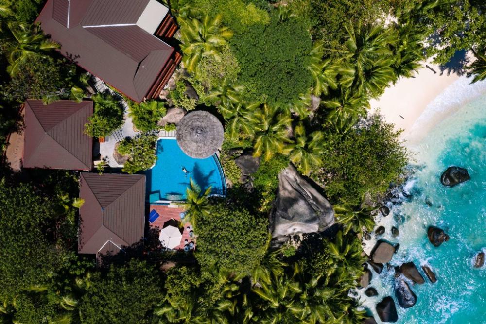Двухместный Pool Villa Oasis с видом на сад двуспальная кровать