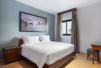 Двухместный люкс Premium с видом на гавань двуспальная кровать