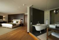 Двухместный люкс Luxury с балконом двуспальная кровать
