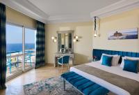Двухместный полулюкс с балконом и с видом на океан двуспальная кровать