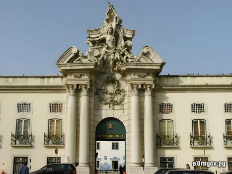 Военный музей в Лиссабоне