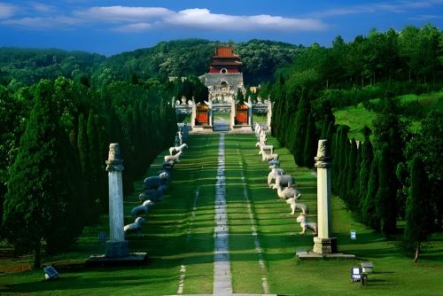 Гробницы императоров династии Мин