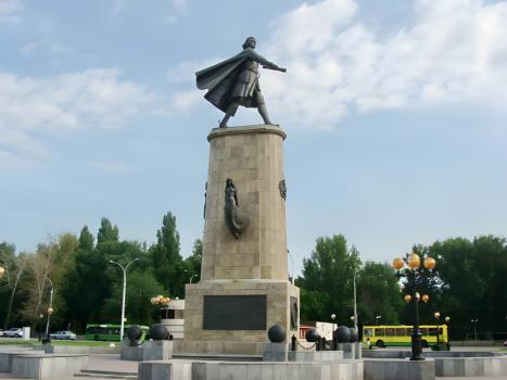 Обелиск-памятник Петру Первому
