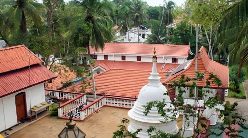 Храм Сапугода Шри Маха Вихарайя
