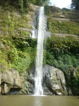 Водопад Мадхабкунда