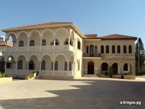 Византийский музей в Епископском дворце